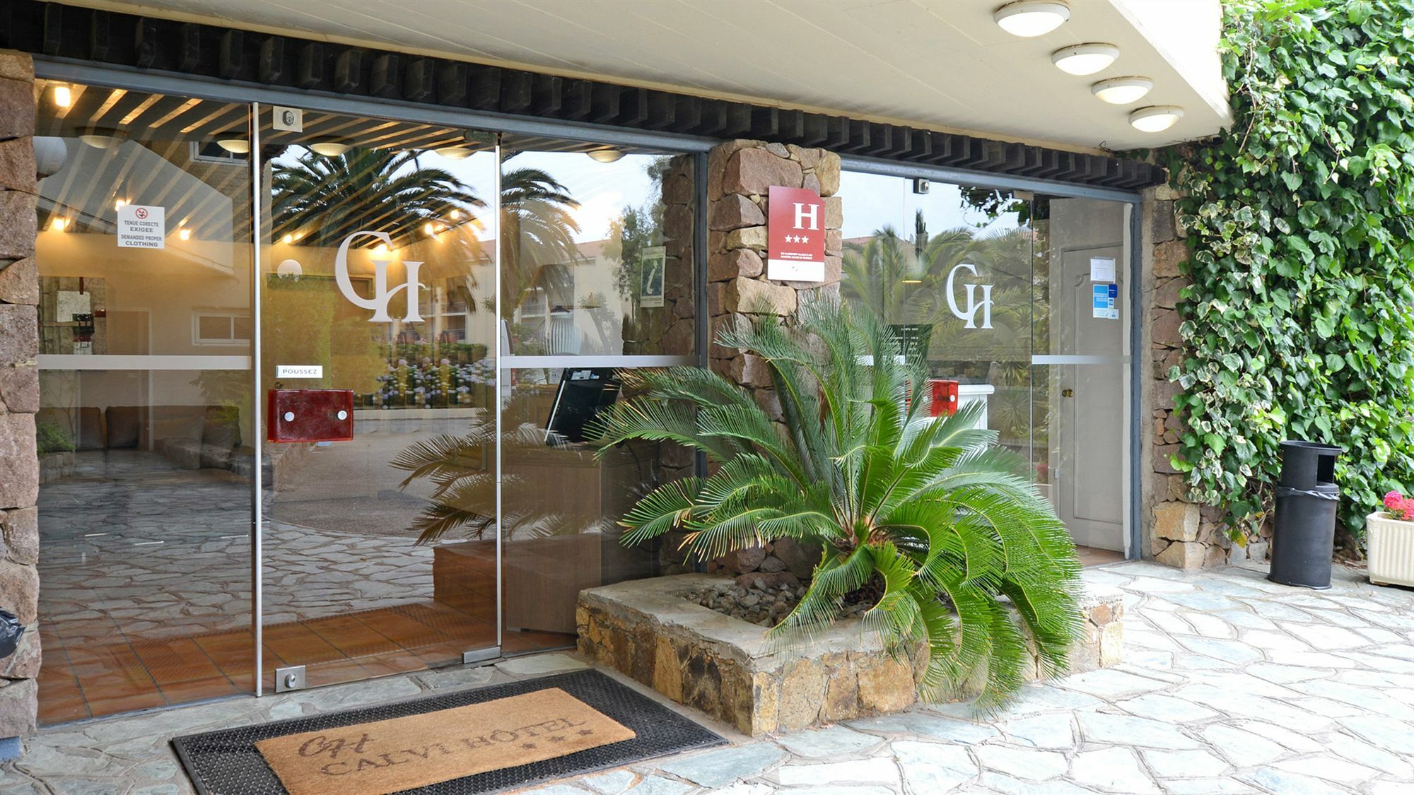 Calvi Hotel Luaran gambar